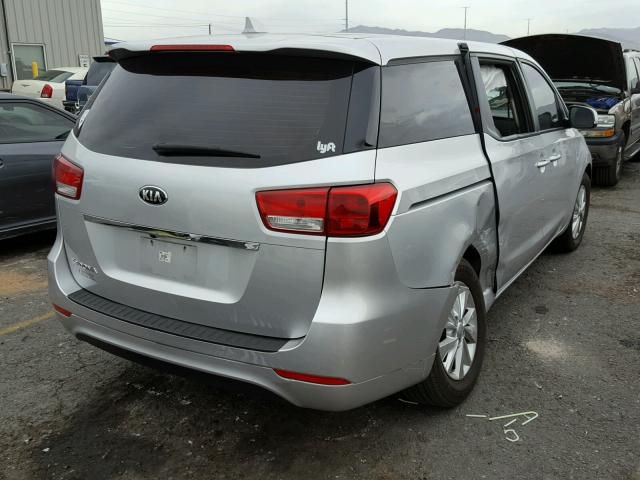 KNDMA5C14G6150622 - 2016 KIA SEDONA L SILVER photo 4