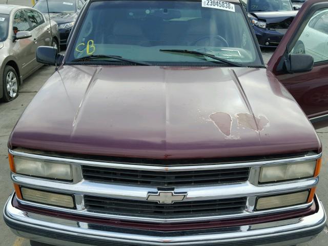 1GNEK13R7XJ469064 - 1999 CHEVROLET TAHOE K150 MAROON photo 7