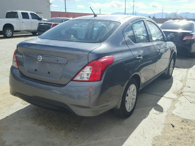 3N1CN7AP4GL909135 - 2016 NISSAN VERSA S GRAY photo 4