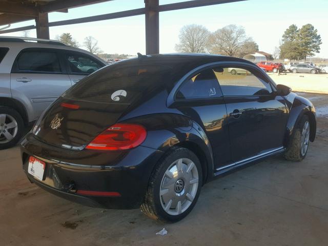 3VWJX7AT6DM647472 - 2013 VOLKSWAGEN BEETLE BLACK photo 4