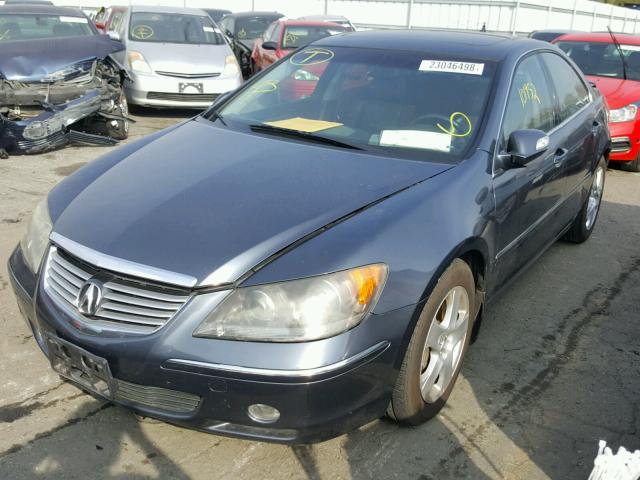 JH4KB16546C000908 - 2006 ACURA RL ლურჯი ფოტო 2