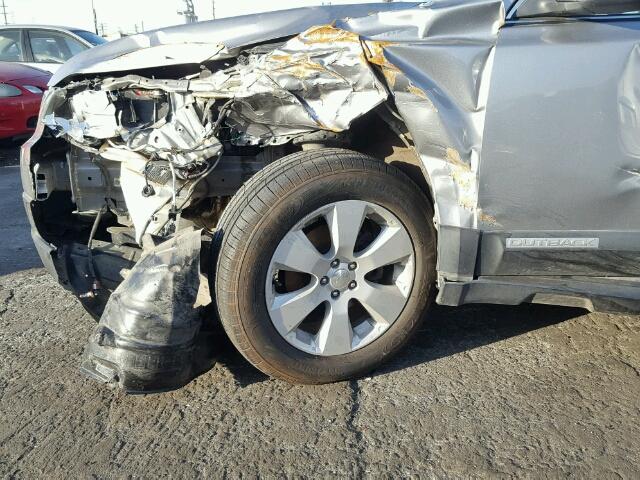 4S4BRBBC7B3340289 - 2011 SUBARU OUTBACK 2. SILVER photo 9