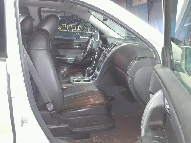 1GKLVNED7AJ209940 - 2010 GMC ACADIA SLT თეთრი ფოტო 5