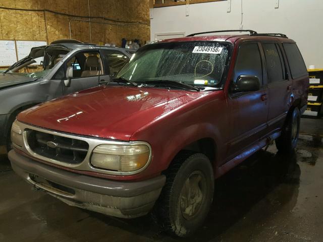 1FMDU34X5TZB38241 - 1996 FORD EXPLORER BURGUNDY photo 2