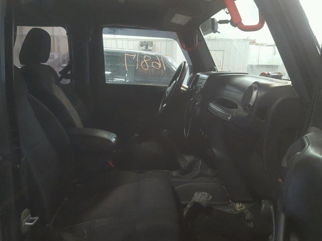 1C4AJWAG9CL136646 - 2012 JEEP WRANGLER S BLACK photo 5