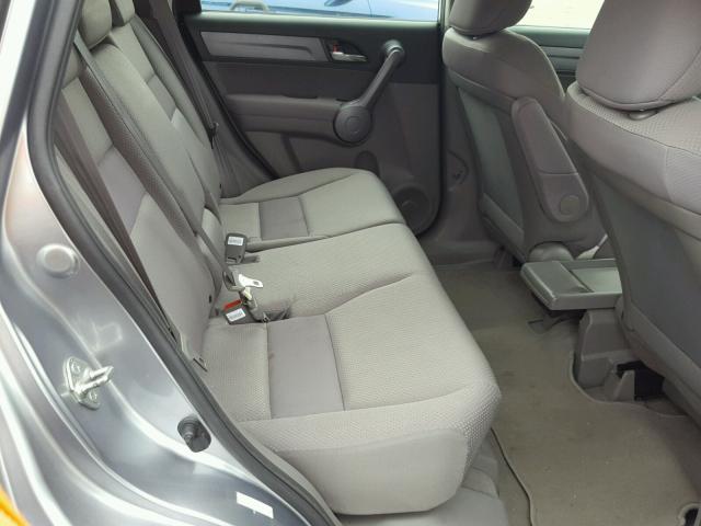 JHLRE38368C040539 - 2008 HONDA CR-V LX SILVER photo 6