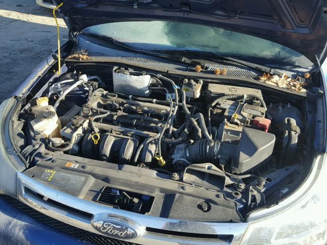 1FAHP36N69W148012 - 2009 FORD FOCUS SES BLUE photo 7