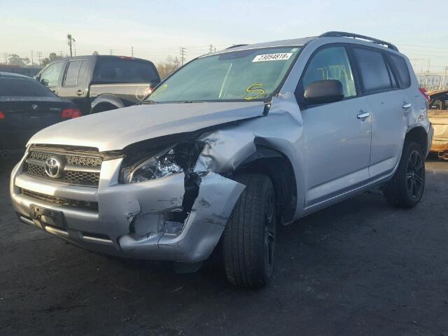 2T3ZF4DV5AW047637 - 2010 TOYOTA RAV4 SILVER photo 2