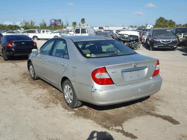 4T1BE32K23U228911 - 2003 TOYOTA CAMRY LE SILVER photo 3