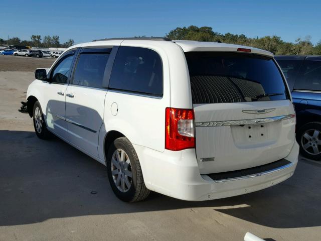 2C4RC1BG5GR113408 - 2016 CHRYSLER TOWN & COU WHITE photo 3