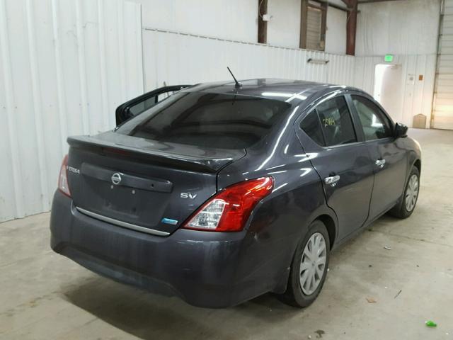 3N1CN7AP7FL945271 - 2015 NISSAN VERSA S GRAY photo 4