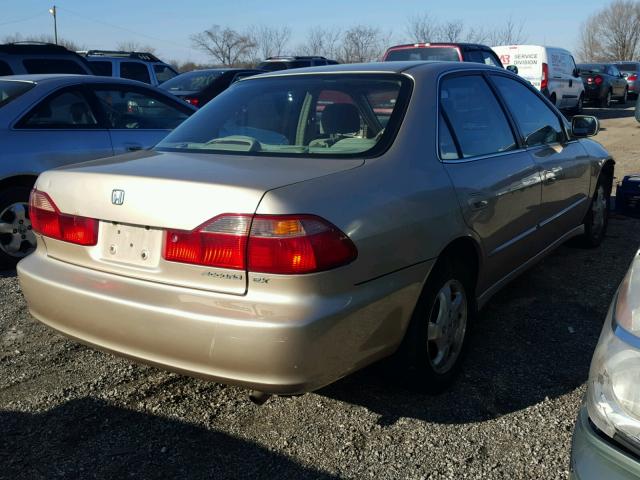 1HGCG6678YA156424 - 2000 HONDA ACCORD EX GOLD photo 4