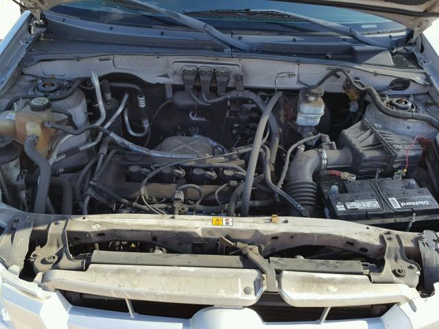 4F2YZ02ZX5KM33888 - 2005 MAZDA TRIBUTE I SILVER photo 7