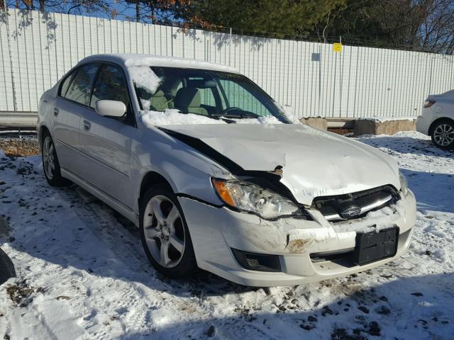 4S3BL616087214723 - 2008 SUBARU LEGACY 2.5 WHITE photo 1