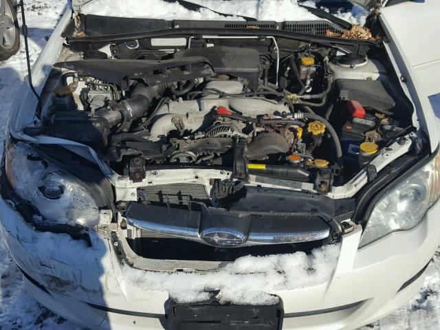 4S3BL616087214723 - 2008 SUBARU LEGACY 2.5 WHITE photo 7