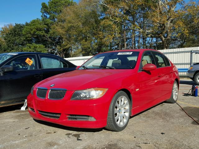 WBAVB33536AZ86164 - 2006 BMW 330 I RED photo 2