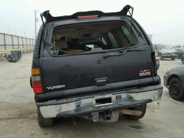 1GKEK13T55J147724 - 2005 GMC YUKON BLACK photo 10