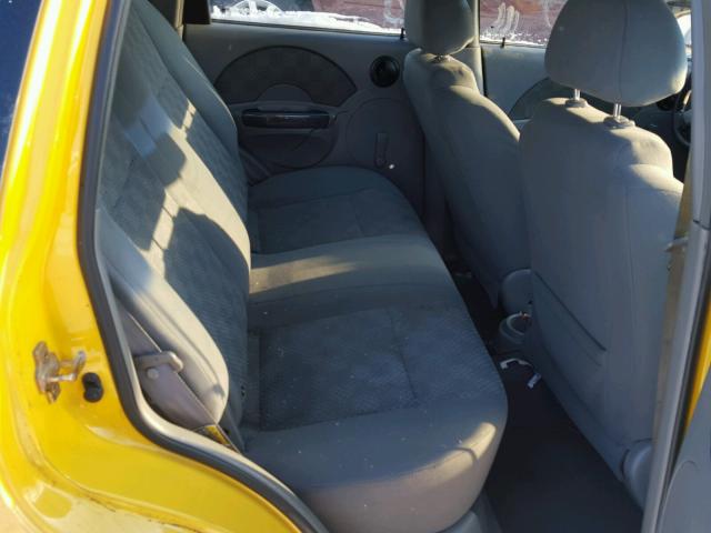 KL1TD62635B405553 - 2005 CHEVROLET AVEO BASE Sarı fotoğraf 6