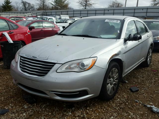 1C3CCBAB5CN320667 - 2012 CHRYSLER 200 LX SILVER photo 2