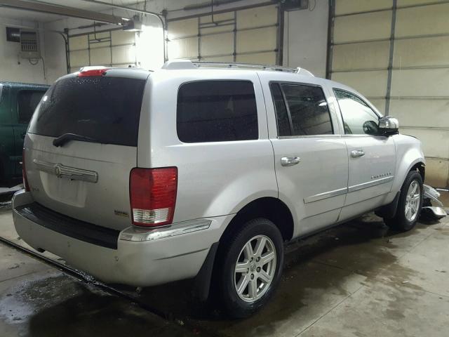 1A8HW58N08F117626 - 2008 CHRYSLER ASPEN LIMI 银色 照片 4