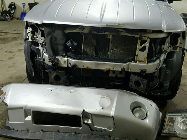 1A8HW58N08F117626 - 2008 CHRYSLER ASPEN LIMI 银色 照片 9