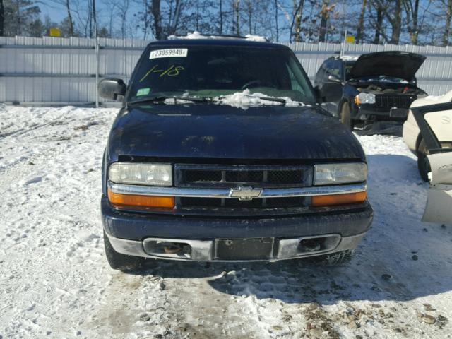 1GNDT13X44K108923 - 2004 CHEVROLET BLAZER BLUE photo 9