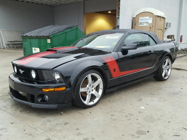 1ZVFT85HX75336974 - 2007 FORD MUSTANG GT BLACK photo 2