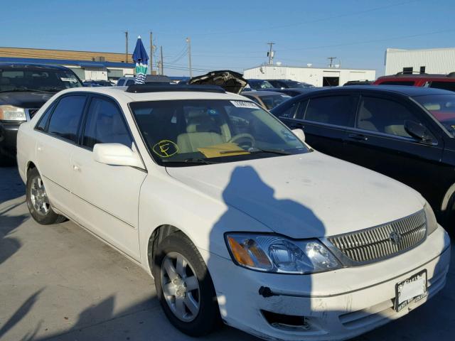 4T1BF28B51U155769 - 2001 TOYOTA AVALON XL WHITE photo 1