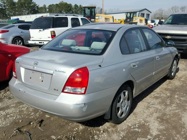 KMHDN45D92U427111 - 2002 HYUNDAI ELANTRA GL SILVER photo 4