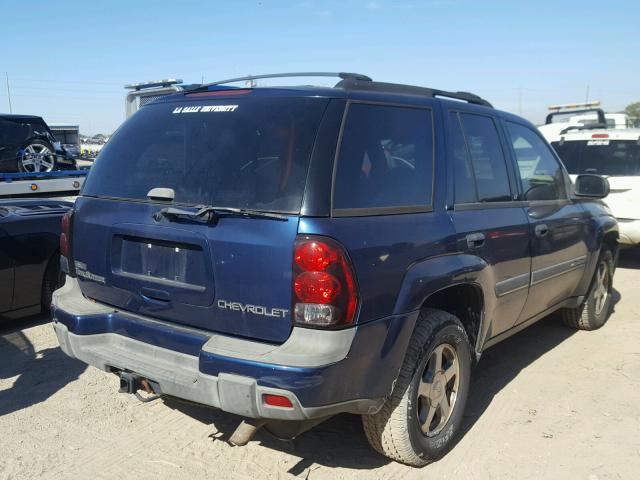 1GNDT13S922149727 - 2002 CHEVROLET TRAILBLAZE BLUE photo 4