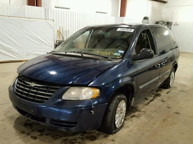 1A4GP45RX6B545347 - 2006 CHRYSLER TOWN & COU BLUE photo 2