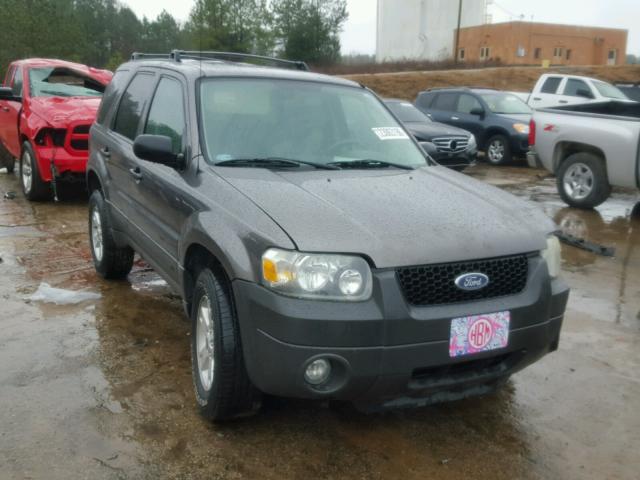 1FMYU03185KA86841 - 2005 FORD ESCAPE XLT GRAY photo 1