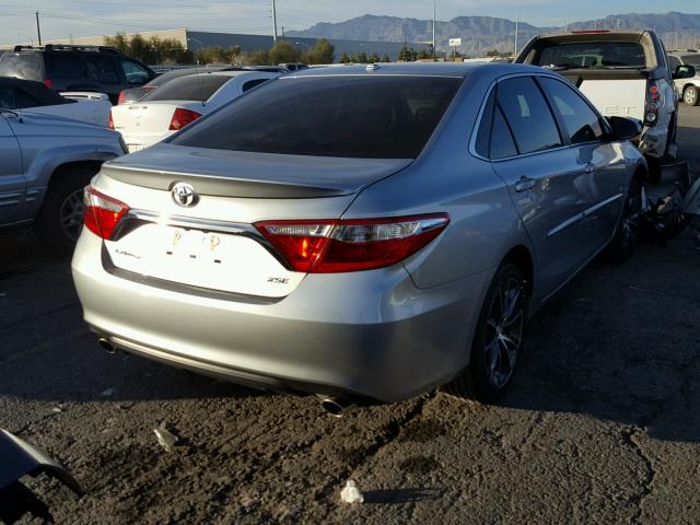 4T1BK1FK5HU578967 - 2017 TOYOTA CAMRY XSE SILVER photo 4