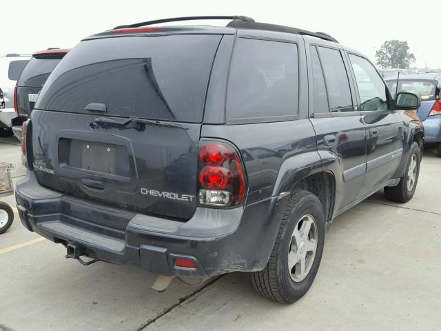 1GNDT13S942398483 - 2004 CHEVROLET TRAILBLAZE GRAY photo 4