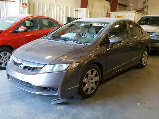 19XFA1F56AE006961 - 2010 HONDA CIVIC LX GRAY photo 2