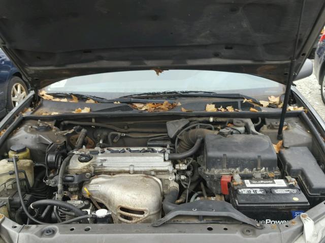 4T1BE32K42U532529 - 2002 TOYOTA CAMRY LE ნაცრისფერი ფოტო 7