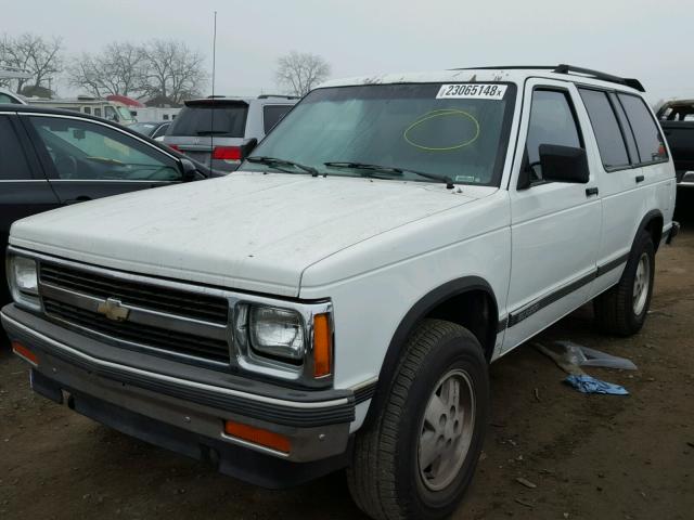 1GNDT13Z8M2207830 - 1991 CHEVROLET BLAZER S10 WHITE photo 2