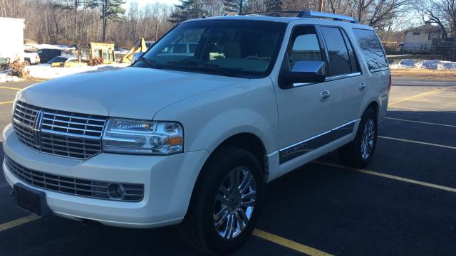 5LMFU28598LJ06525 - 2008 LINCOLN NAVIGATOR WHITE photo 2