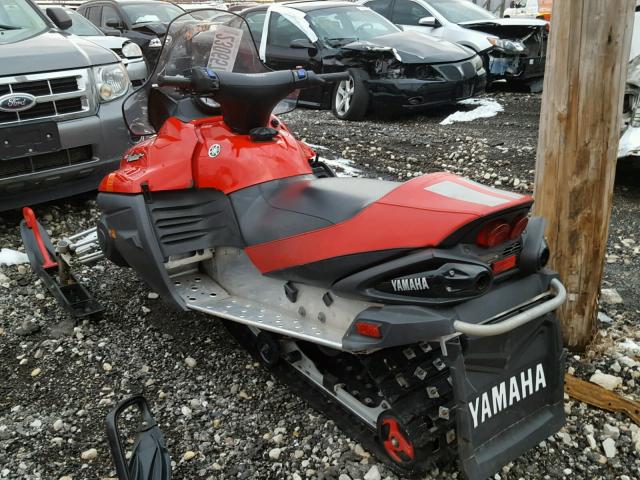 JYE8FJ0065A003715 - 2005 YAMAHA VECTOR RED photo 3