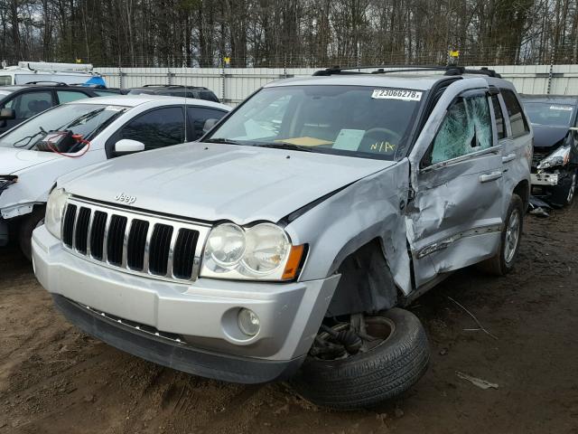 1J8HR58286C172711 - 2006 JEEP GRAND CHER SILVER photo 2