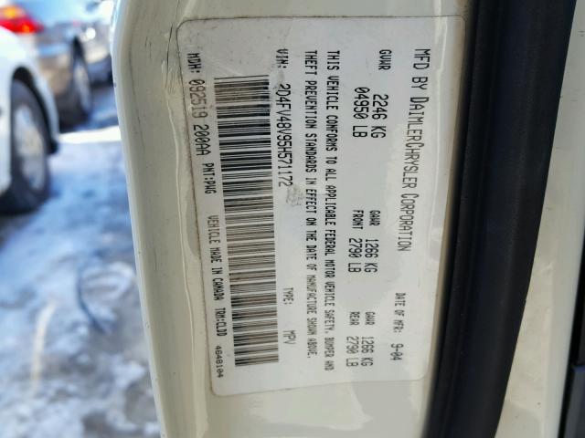 2D4FV48V95H571172 - 2005 DODGE MAGNUM SXT CREAM photo 10