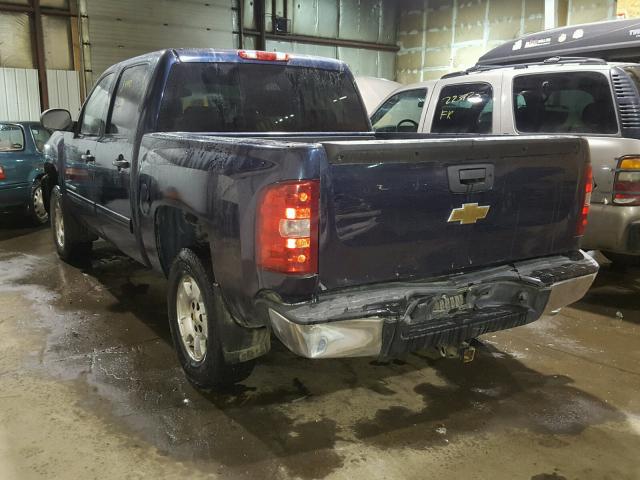 1GCPKSE31BF209075 - 2011 CHEVROLET SILVERADO BLUE photo 3