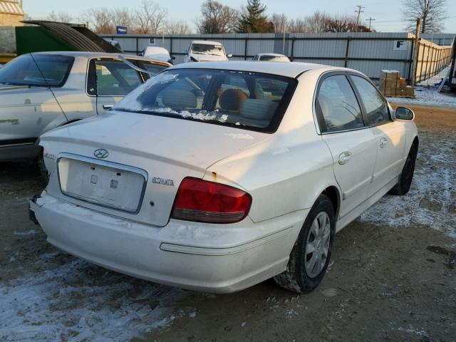 KMHWF25S64A914716 - 2004 HYUNDAI SONATA GL WHITE photo 4