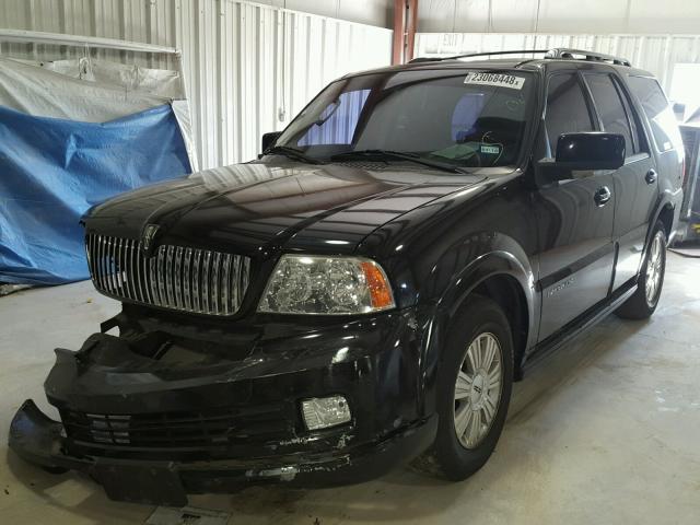 5LMFU27576LJ25203 - 2006 LINCOLN NAVIGATOR BLACK photo 2