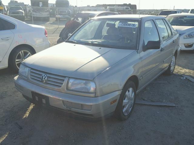 3VWRA81H9TM023928 - 1996 VOLKSWAGEN JETTA GL TAN photo 2