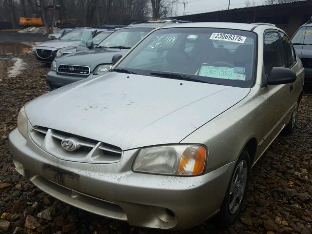 KMHCG35C82U169929 - 2002 HYUNDAI ACCENT GS GOLD photo 2