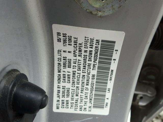 JHMZE2H55AS011696 - 2010 HONDA INSIGHT LX SILVER photo 10