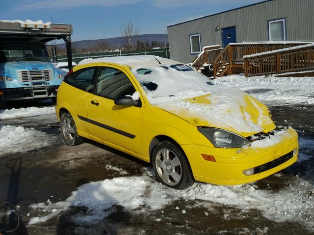 3FAFP31Z54R105780 - 2004 FORD FOCUS ZX3 YELLOW photo 1