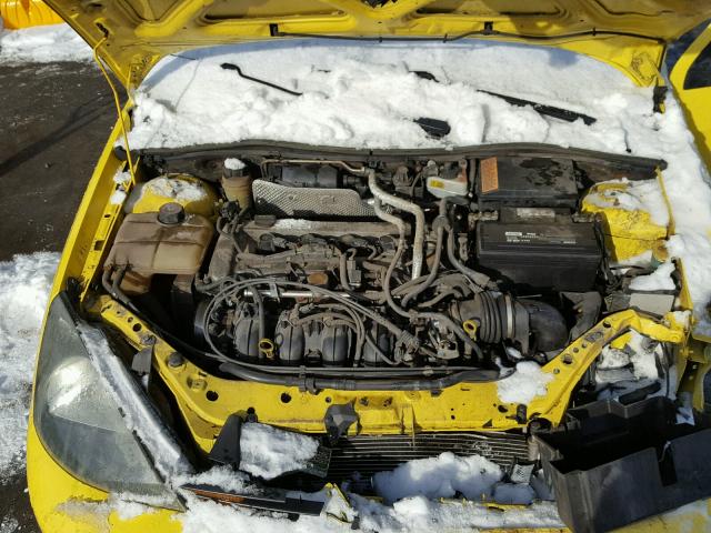 3FAFP31Z54R105780 - 2004 FORD FOCUS ZX3 YELLOW photo 7