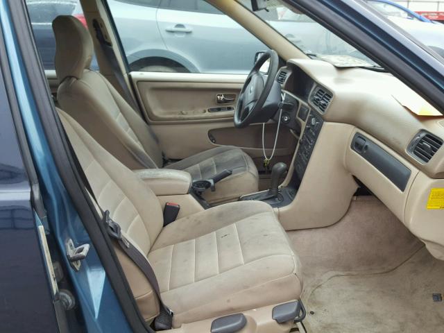 YV1LS5573W1504372 - 1998 VOLVO S70 BLUE photo 5